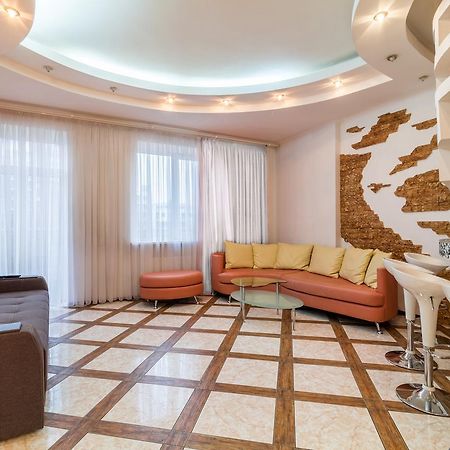 Lux Near Most City With Panoramic Windows Dnipro Esterno foto