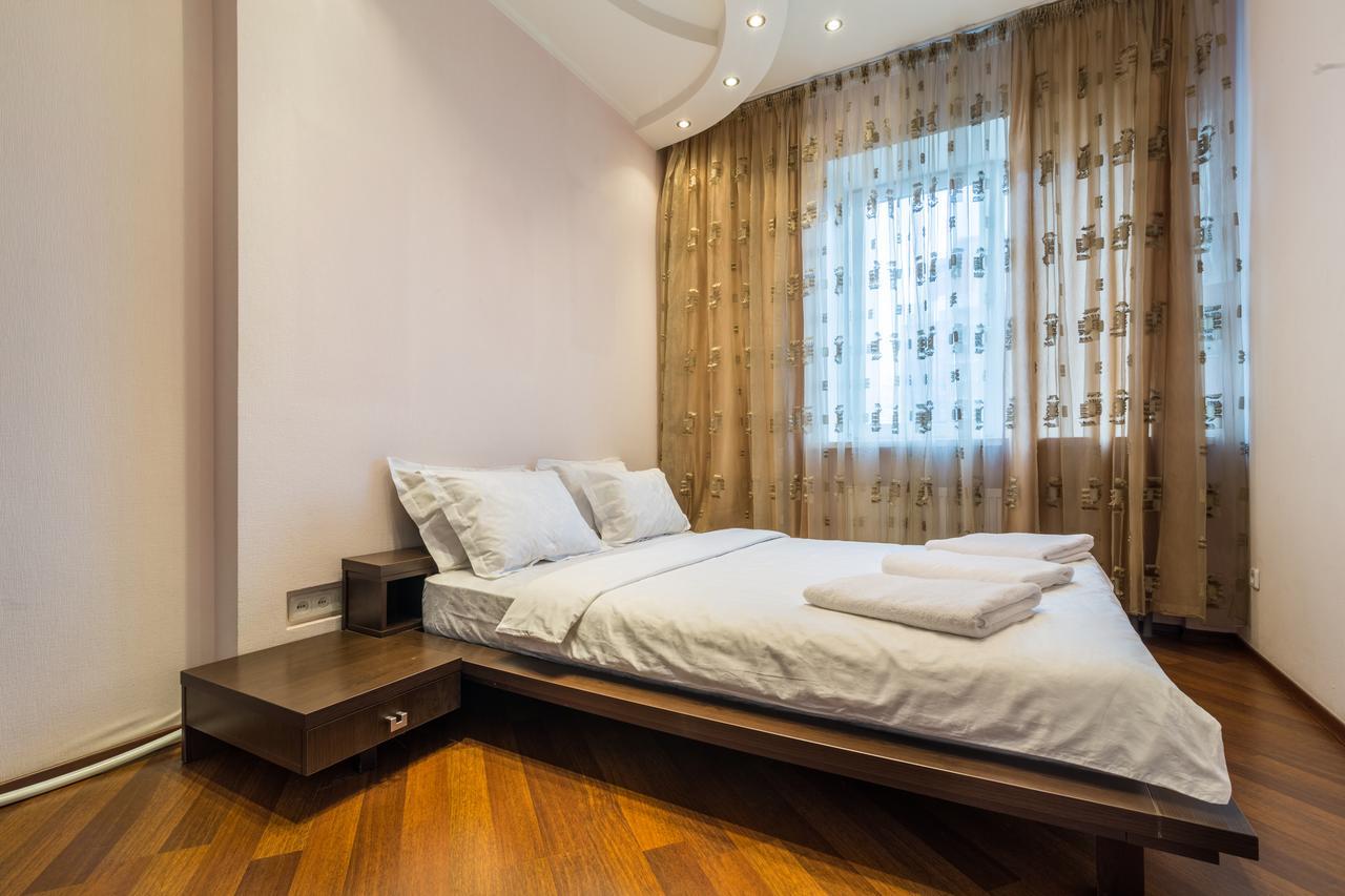 Lux Near Most City With Panoramic Windows Dnipro Esterno foto
